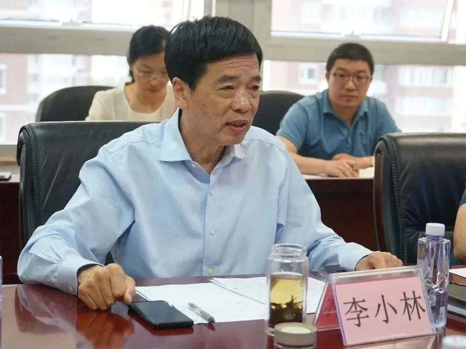 中招協(xié)召開(kāi)兩次“人工智能對(duì)招標(biāo)采購(gòu)數(shù)字化發(fā)展的機(jī)遇與挑戰(zhàn)”交流座談會(huì)